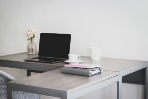 在宅勤務に最適な宅配食のコスパはどれくらい？